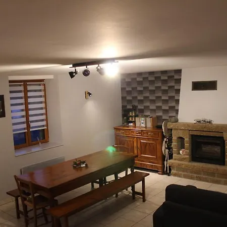 Holiday home La Loussaudrie Pontmain